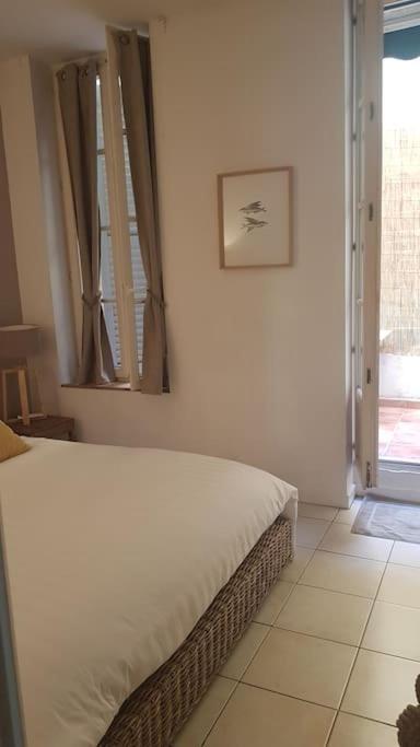 Ferienwohnung 2 Pieces Dans Le Centre Avec Petite Terrasse 3*** Marseilles Exterior foto