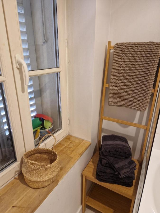 Ferienwohnung 2 Pieces Dans Le Centre Avec Petite Terrasse 3*** Marseilles Exterior foto