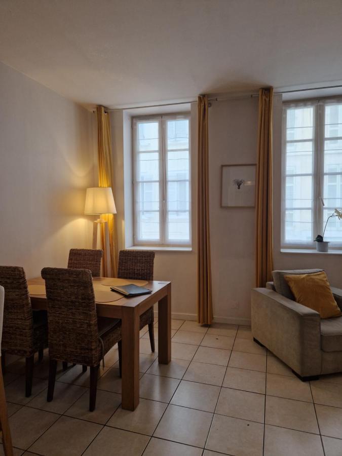 Ferienwohnung 2 Pieces Dans Le Centre Avec Petite Terrasse 3*** Marseilles Exterior foto