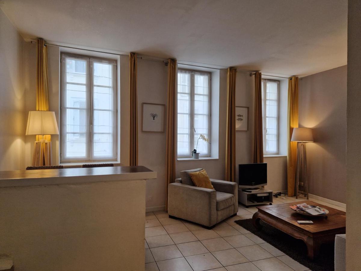 Ferienwohnung 2 Pieces Dans Le Centre Avec Petite Terrasse 3*** Marseilles Exterior foto